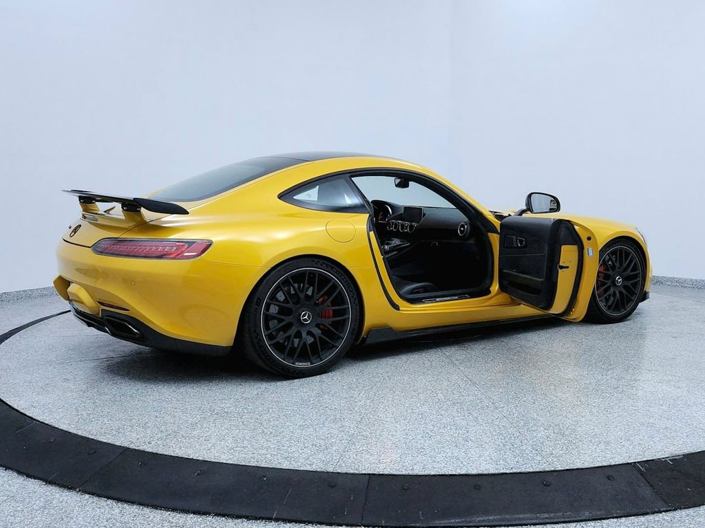 Used 2016 Mercedes-Benz AMG GT S w/ Exclusive Interior Package image 11