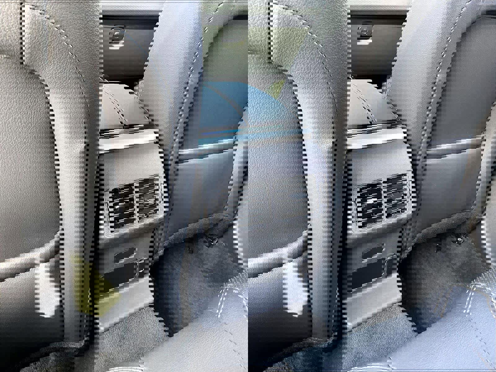 Used 2023 Land Rover Range Rover Velar R-Dynamic S image 36