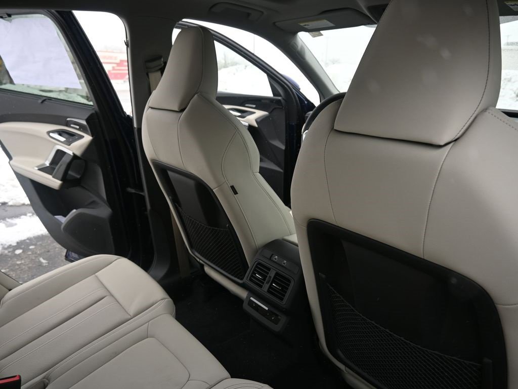 New 2025 Audi Q5 Prestige image 17