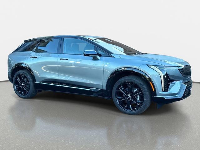 New 2025 Cadillac Optiq Sport 2 w/ LPO, ONYX Package image 8