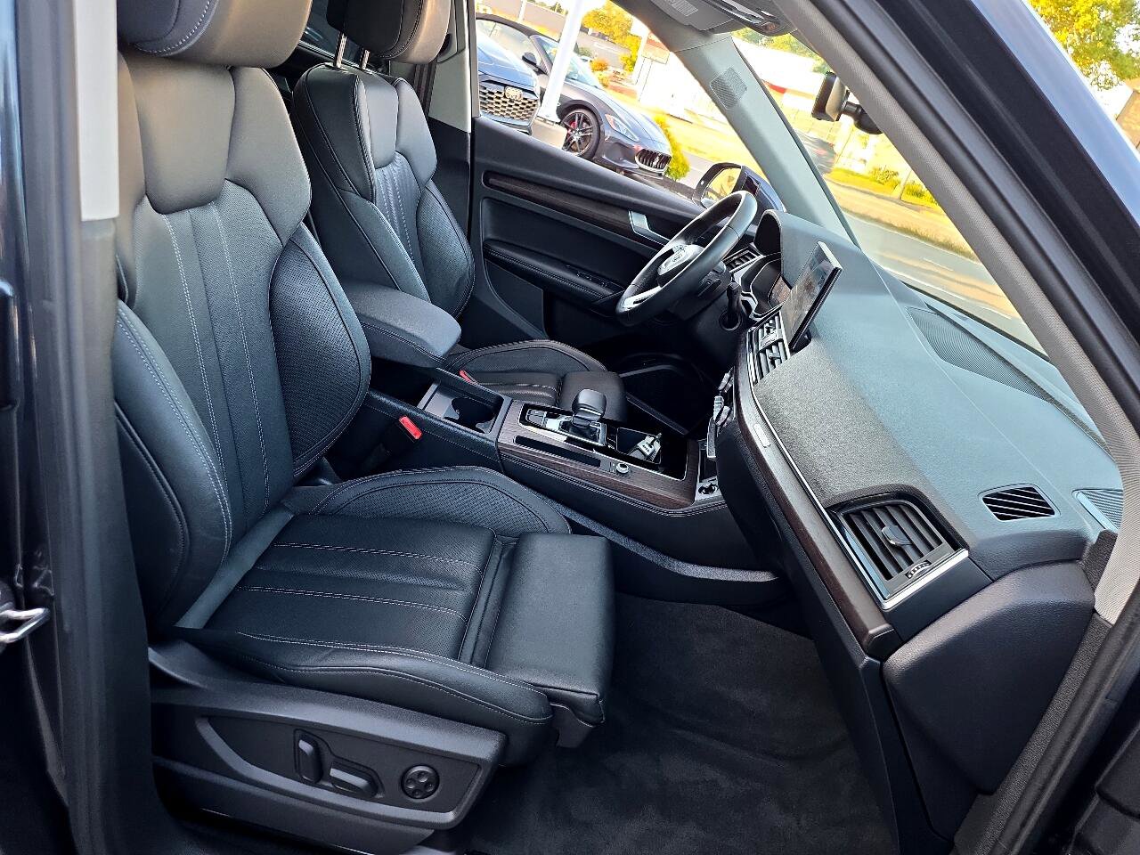 Used 2023 Audi Q5 2.0T Premium Plus w/ Premium Plus Package image 52