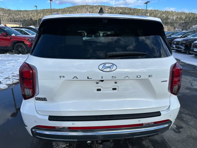 Used 2023 Hyundai Palisade Calligraphy image 4