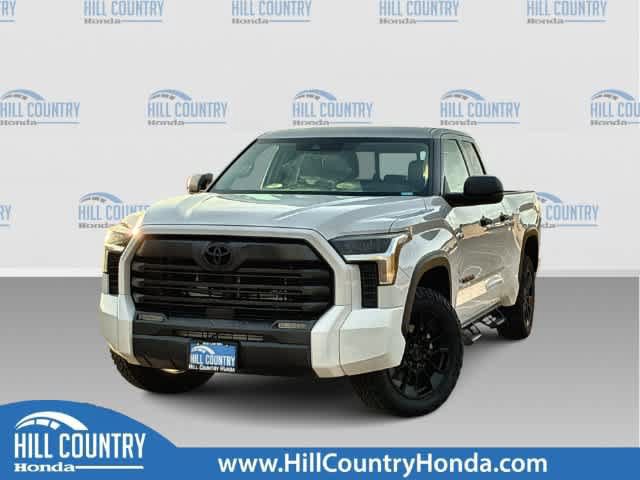 Used 2022 Toyota Tundra SR5 RWD image 1