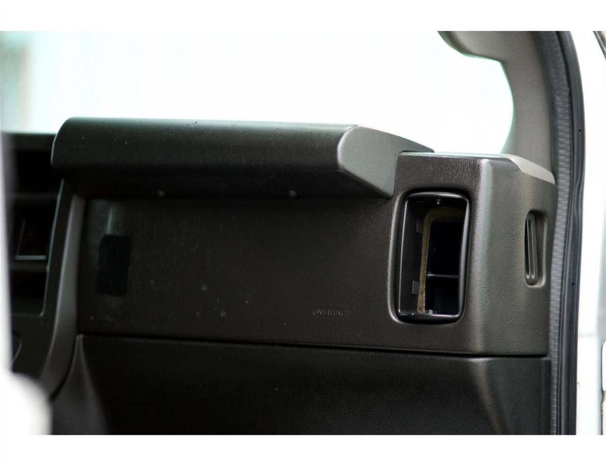 Used 2019 Chevrolet Express 2500 w/ Driver Convenience Package image 32