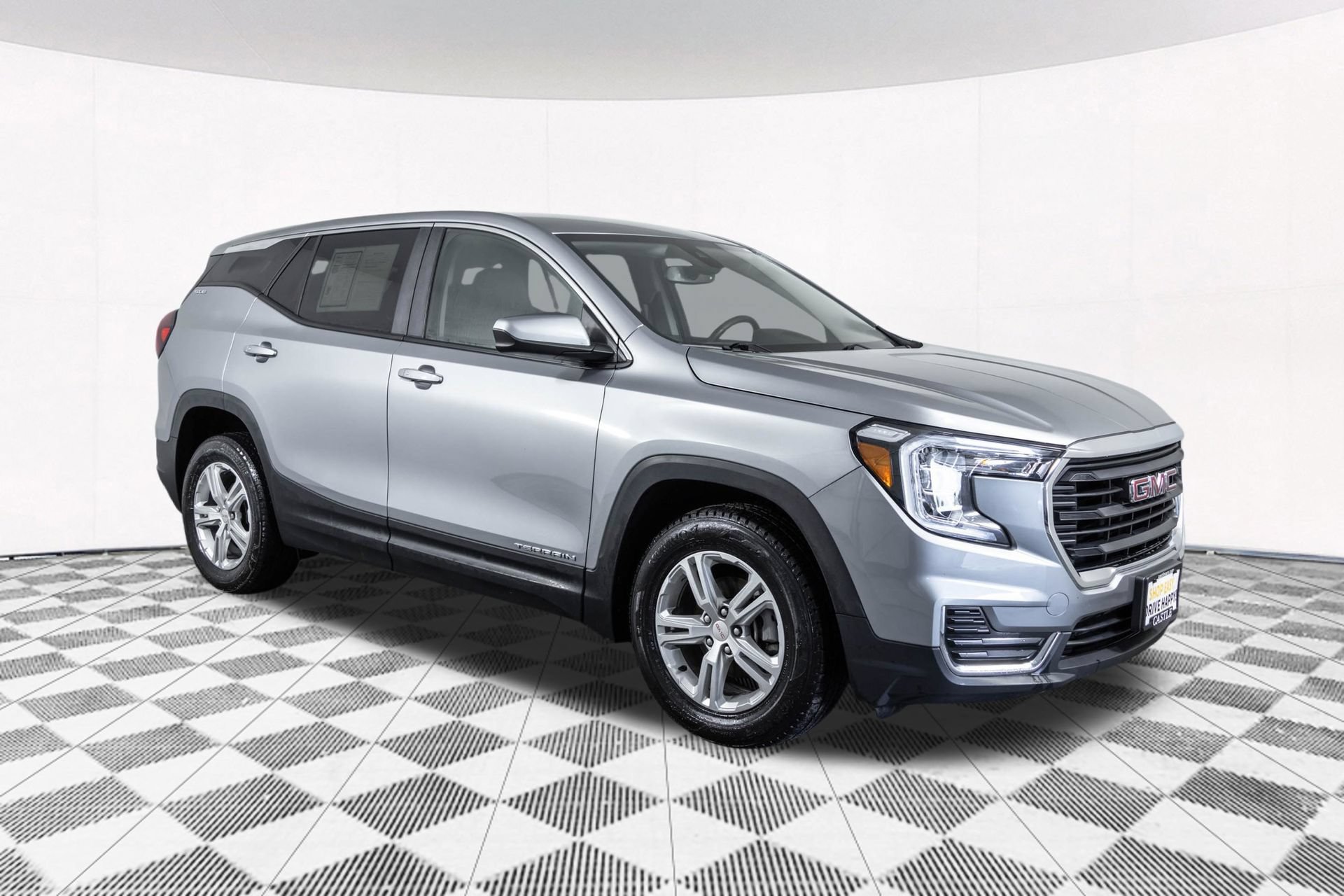 Used 2024 GMC Terrain SLE AWD/4WD image 20