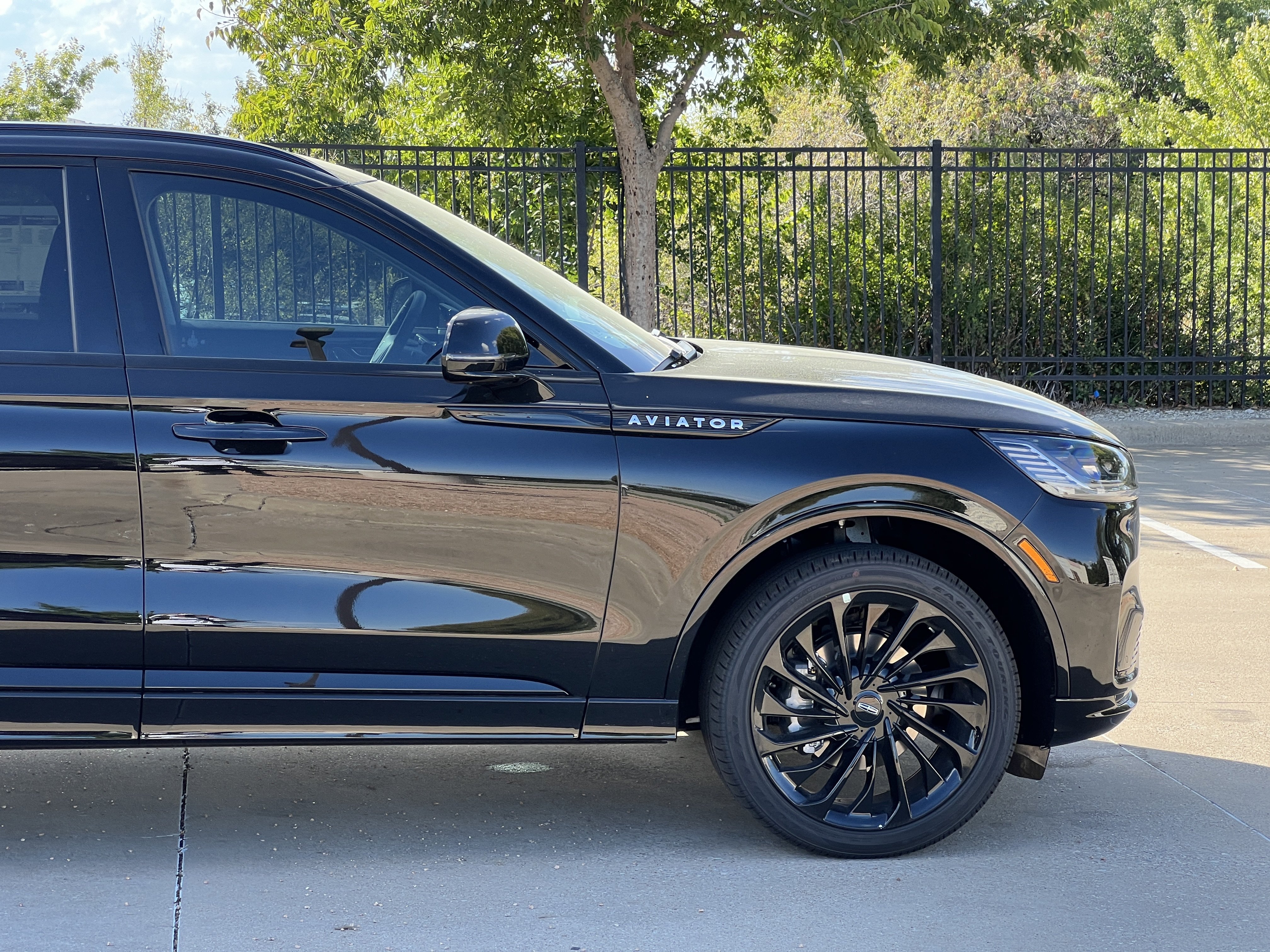 New 2027 Lincoln Aviator Reserve AWD/4WD image 12