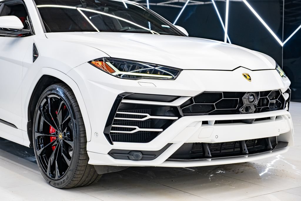 Used 2022 Lamborghini Urus AWD/4WD image 6