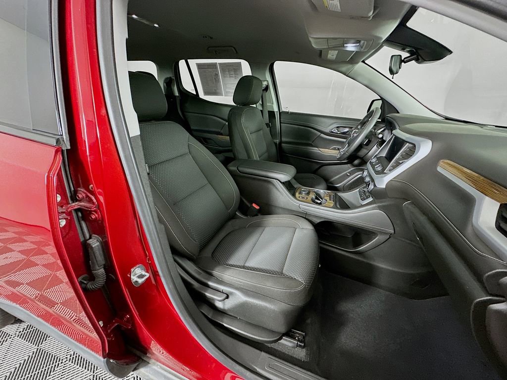Used 2023 GMC Acadia SLE w/ Driver Convenience Package image 37