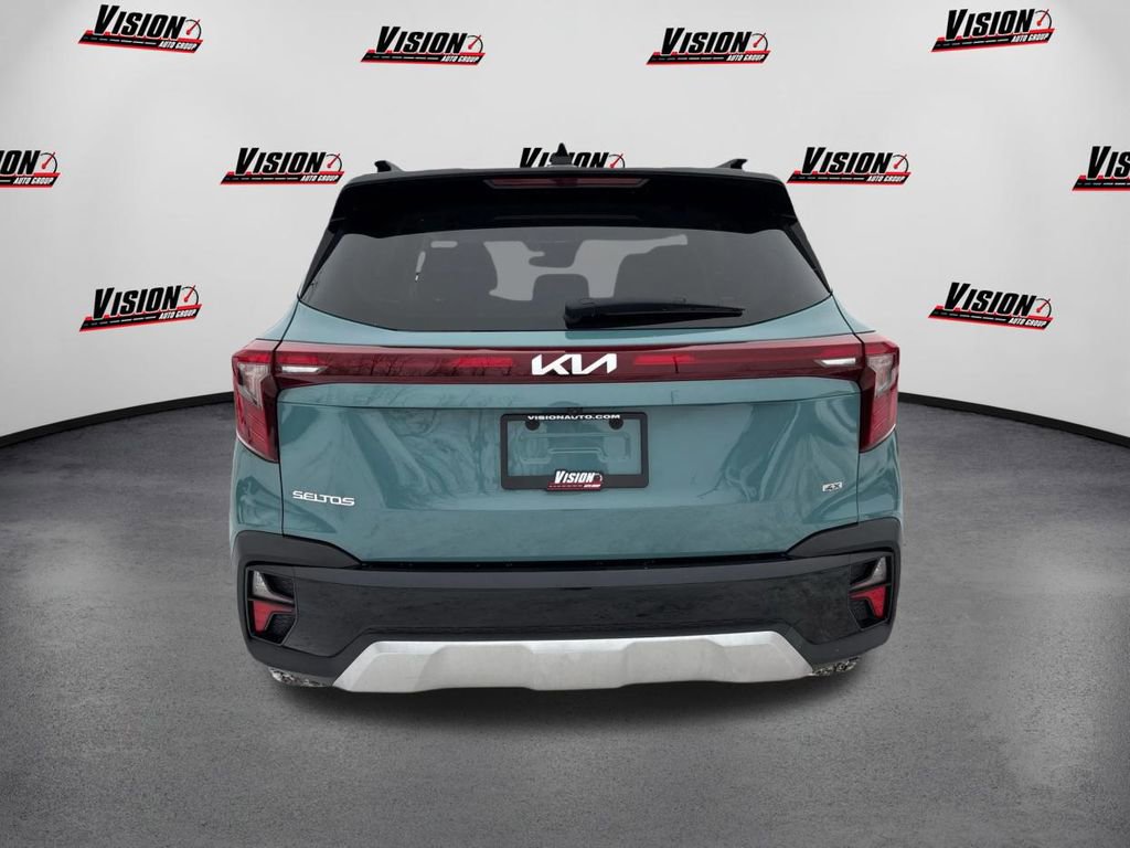 Certified 2025 Kia Seltos S image 6