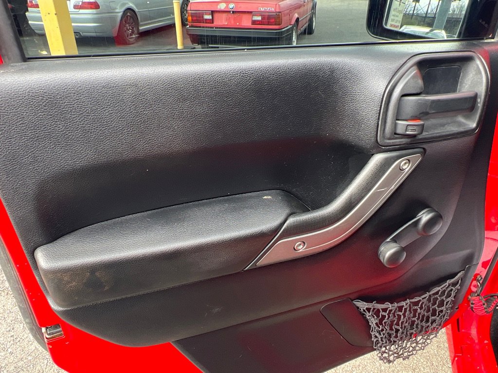 Used 2016 Jeep Wrangler Sport image 20