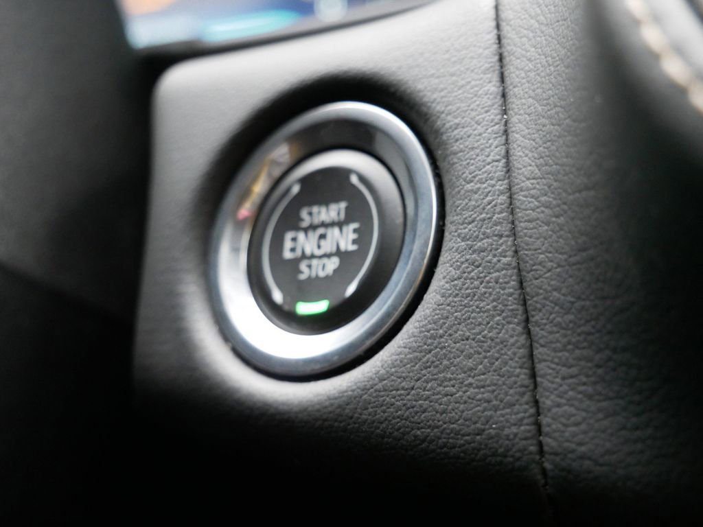 Used 2023 Chevrolet Tahoe Premier w/ Advanced Technology Package image 26