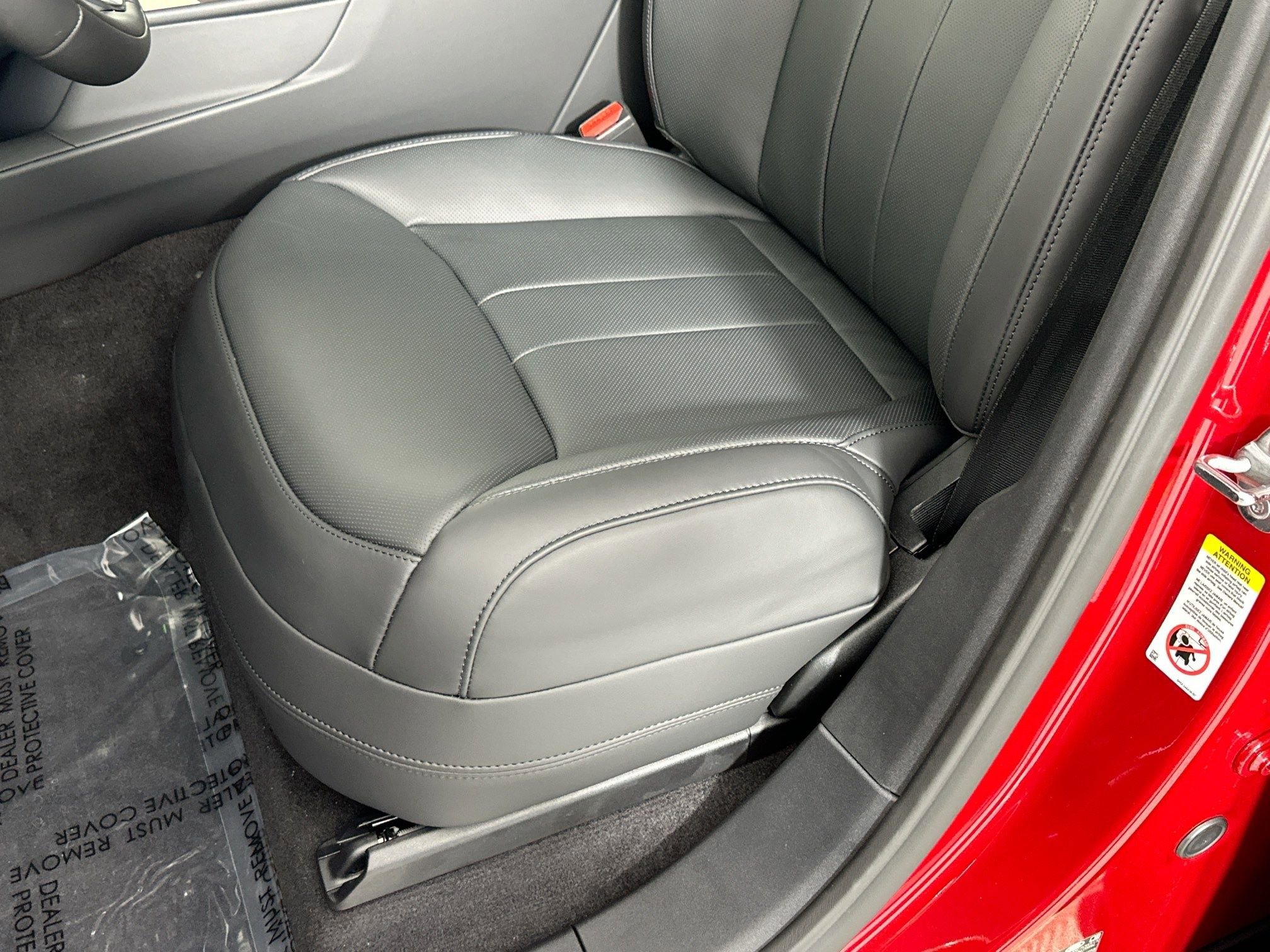 Used 2026 Land Rover Range Rover Sport SE image 16