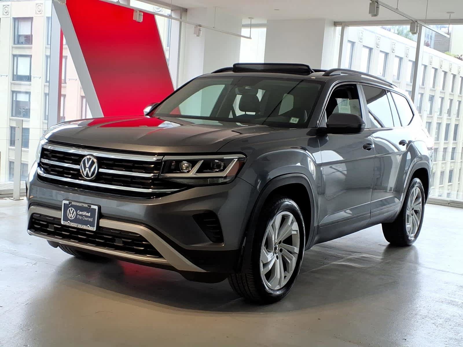 Used 2023 Volkswagen Atlas SE w/ Panoramic Sunroof Package
