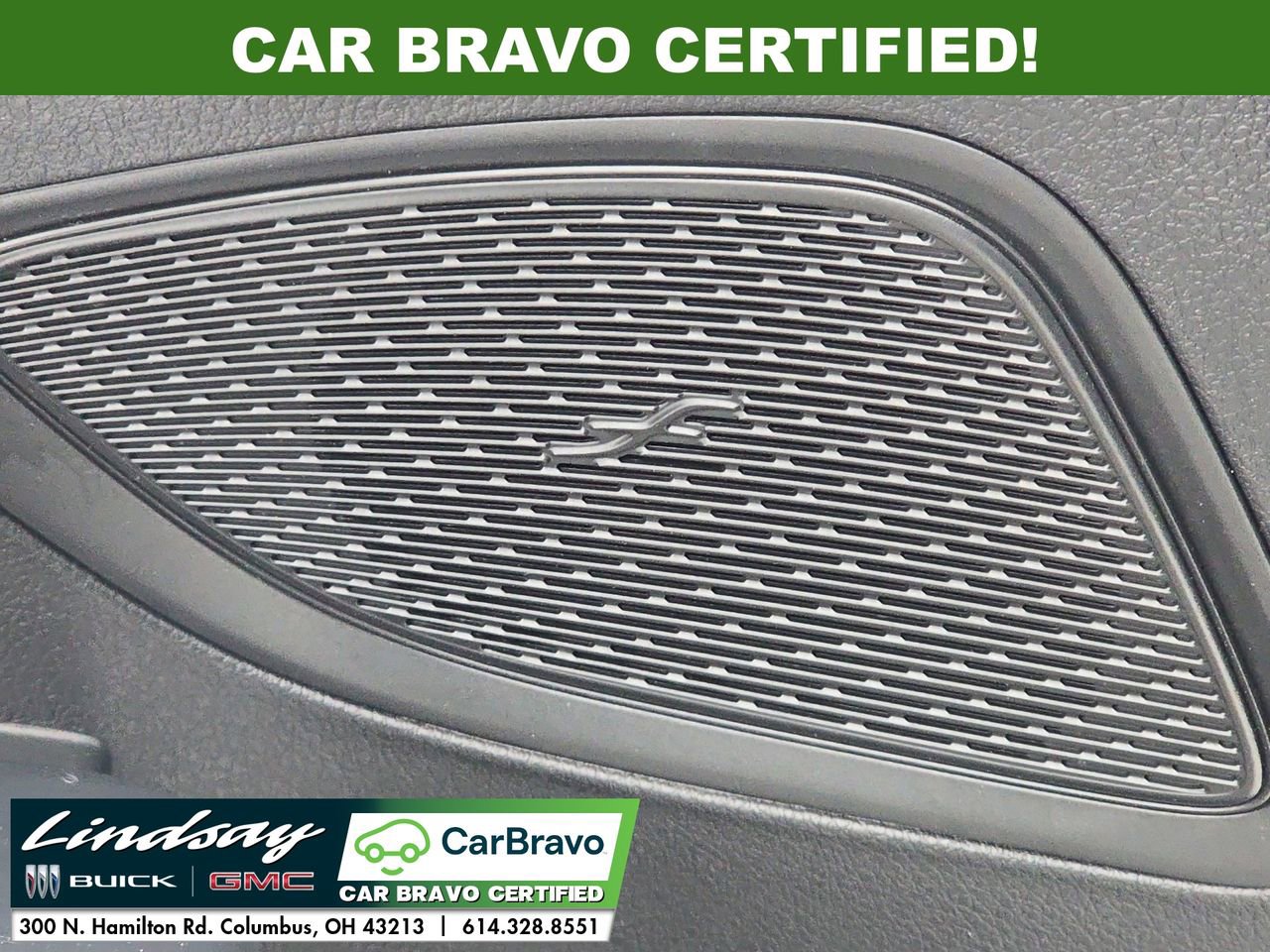 Used 2025 Mercedes-Benz C 300 4MATIC Sedan image 25