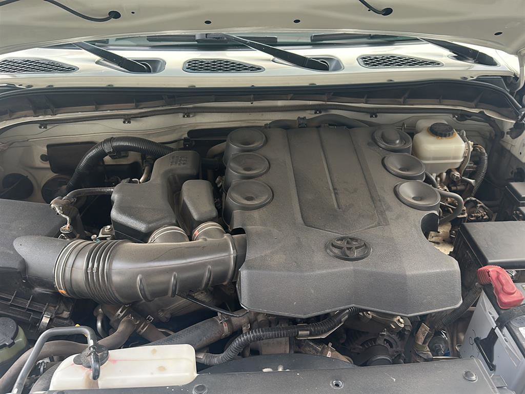Used 2014 Toyota FJ Cruiser 4WD w/ Upgrade Package image 31