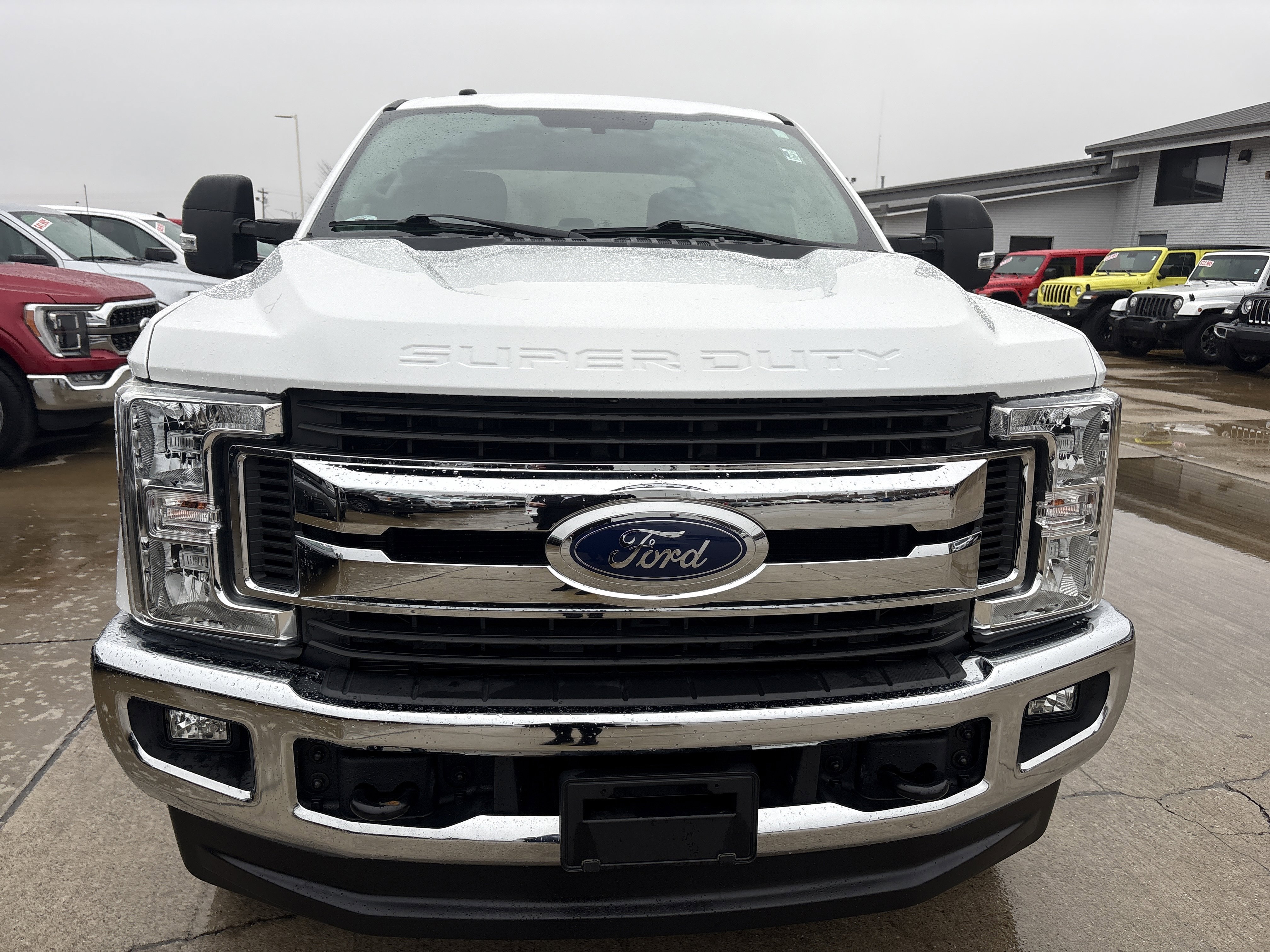 Used 2019 Ford F250 XLT w/ XLT Value Package image 3