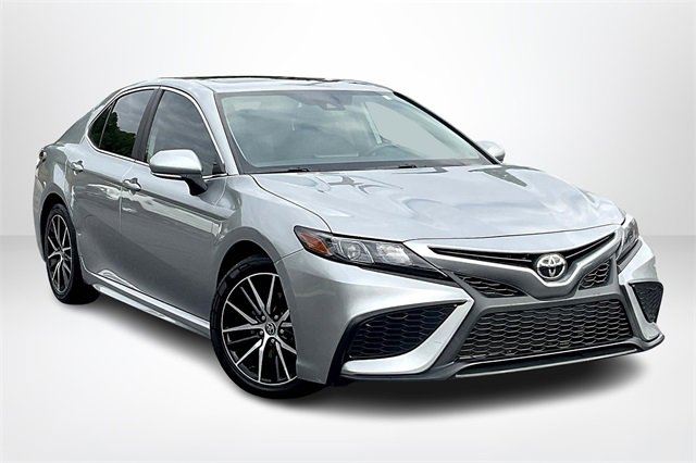 Used 2023 Toyota Camry SE