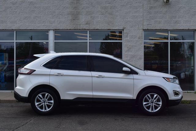 Used 2015 Ford Edge SEL w/ Equipment Group 201A AWD/4WD image 3