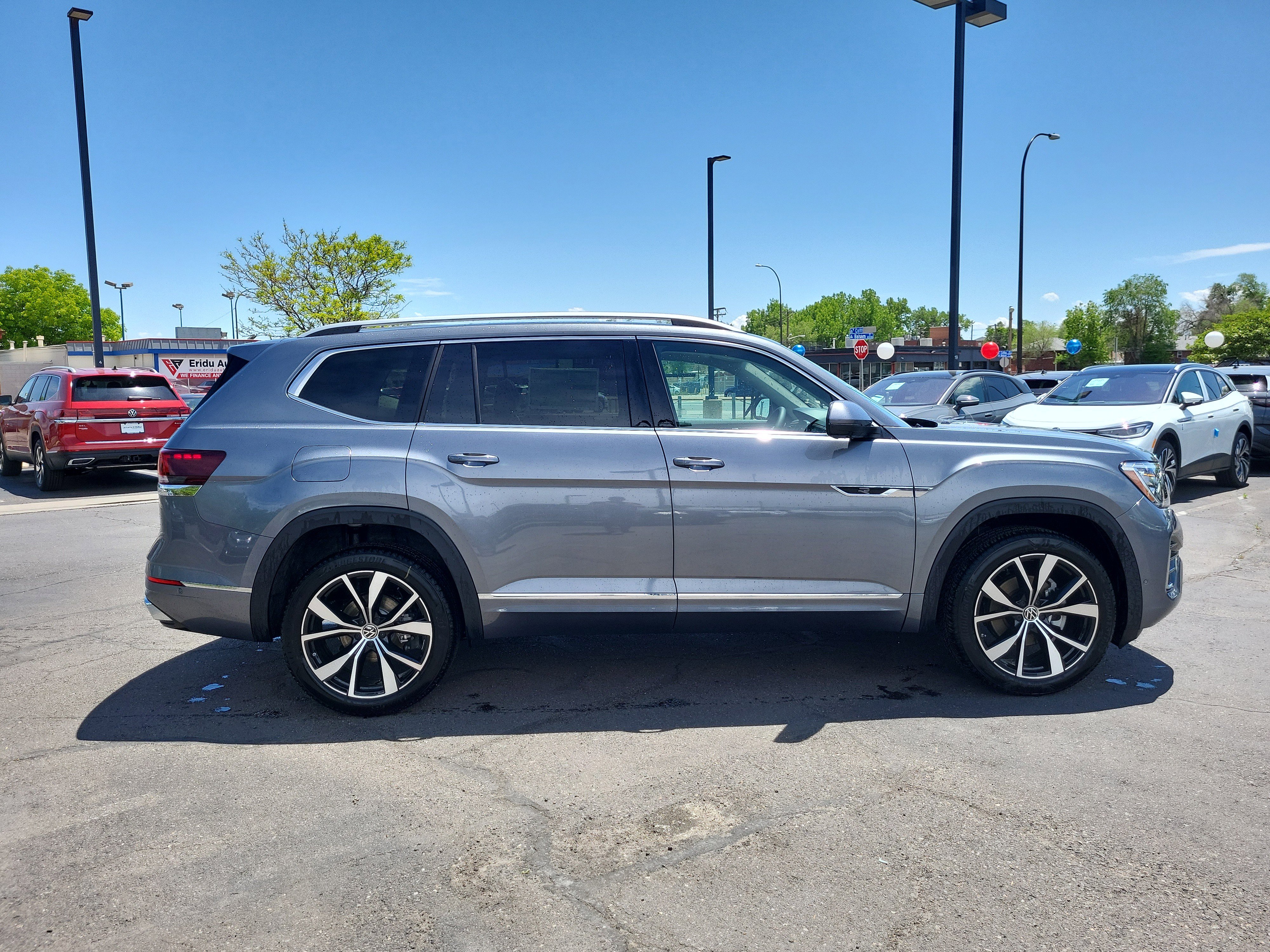 New 2025 Volkswagen Atlas SEL Premium R-Line image 7