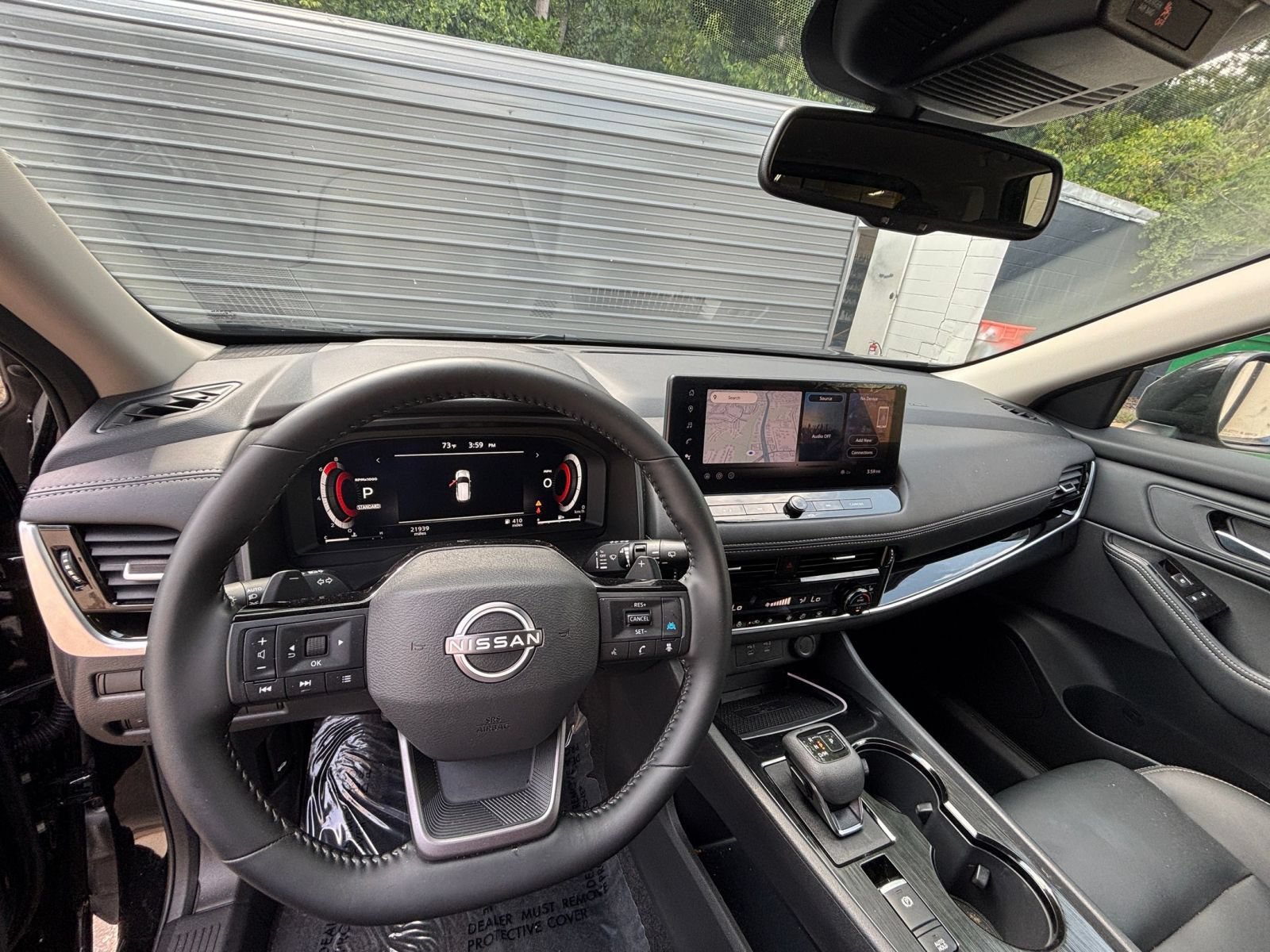 Used 2026 Nissan Rogue SL FWD image 29