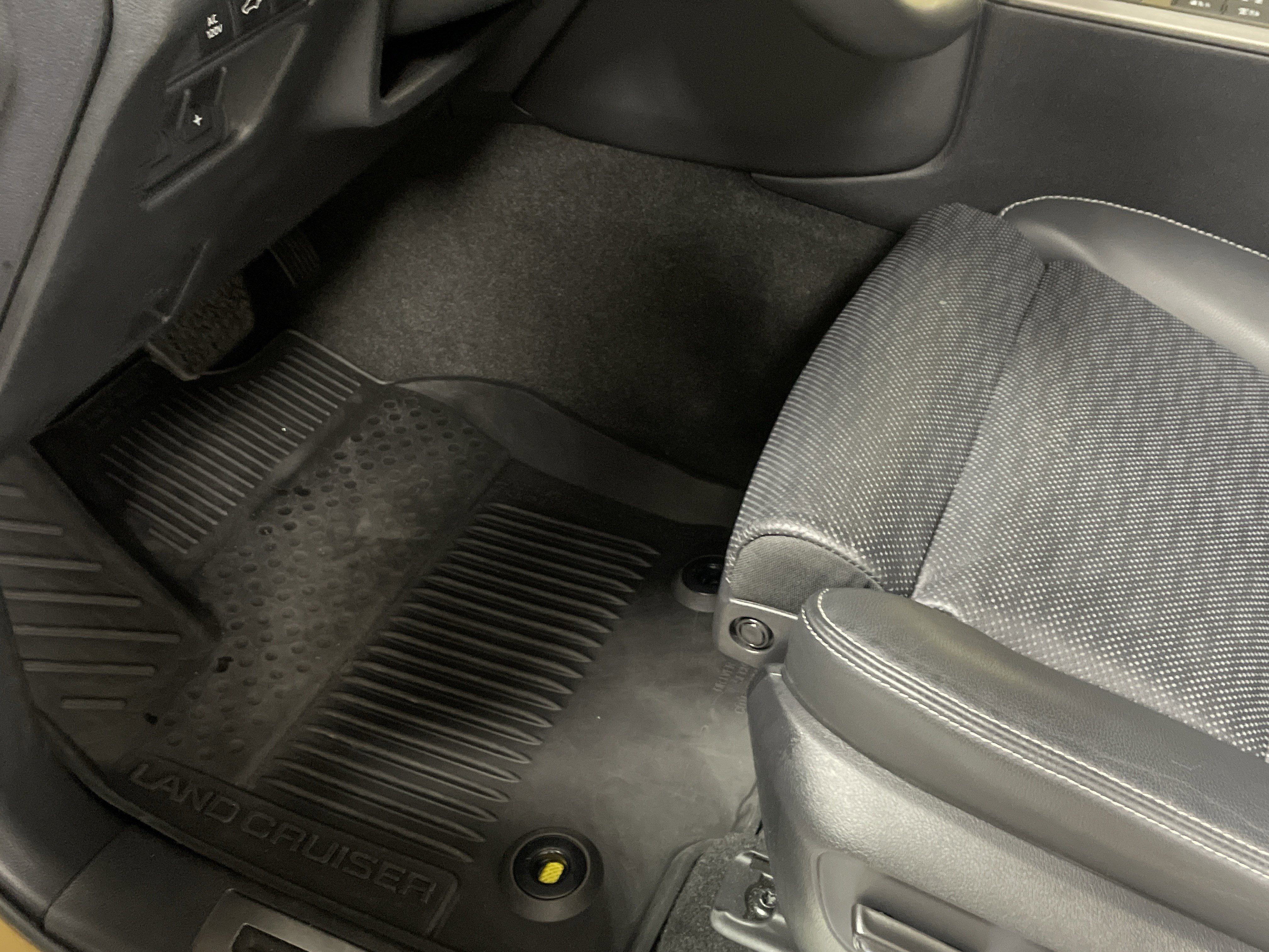 Used 2024 Toyota Land Cruiser image 17