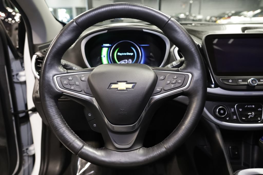 Used 2018 Chevrolet Volt LT w/ Comfort Package FWD image 21