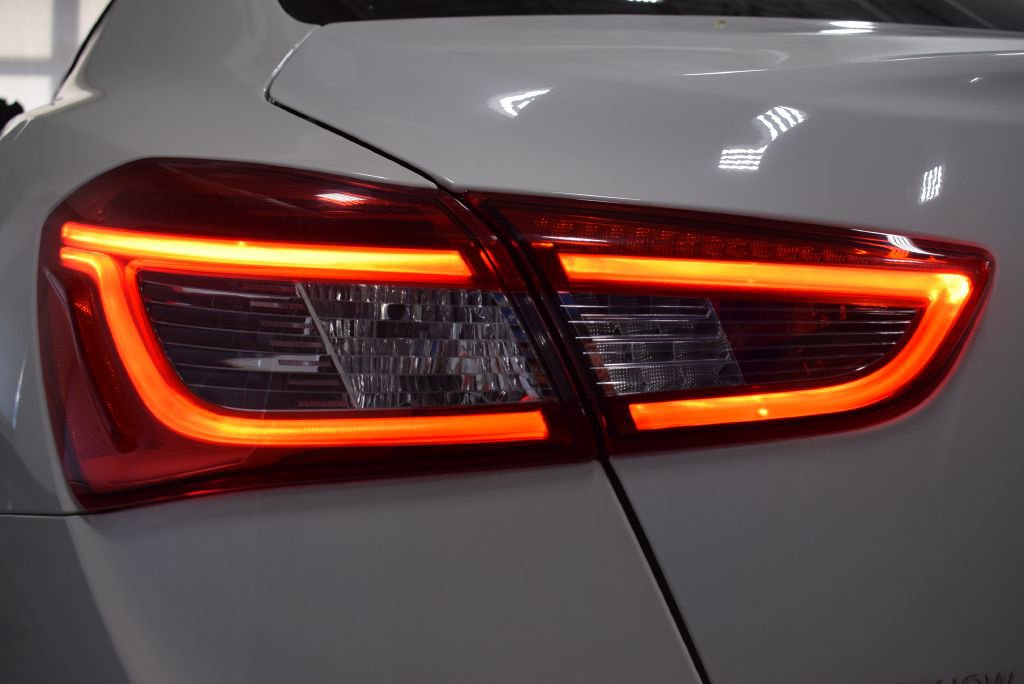 Used 2014 Maserati Ghibli image 33