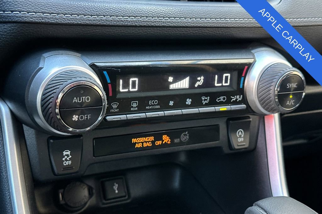 Used 2021 Toyota RAV4 XLE w/ Carpet Mat Package (TMS) image 23