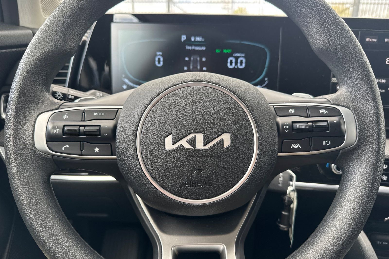Certified 2025 Kia Sportage LX image 36