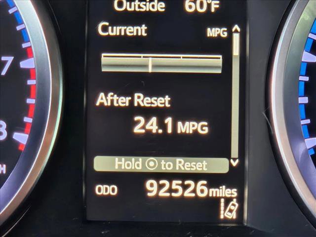 Used 2018 Toyota Highlander LE FWD image 10