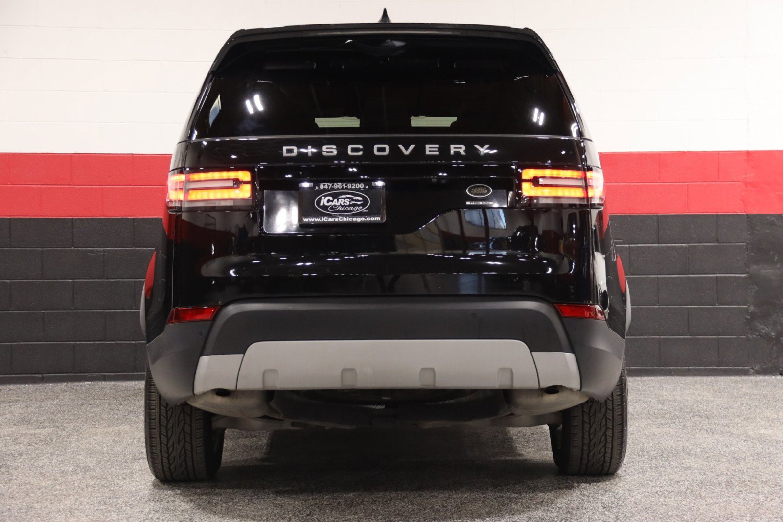 Used 2020 Land Rover Discovery HSE image 27