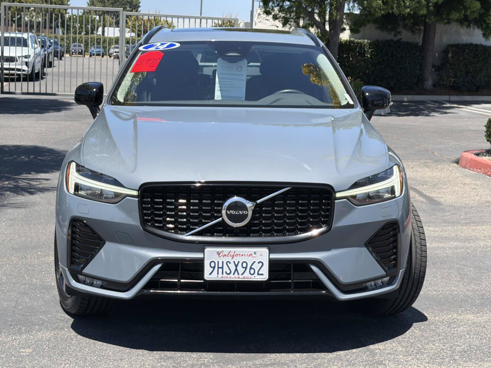 Certified 2024 Volvo XC60 B5 Core w/ Protection Package Premier AWD/4WD image 2