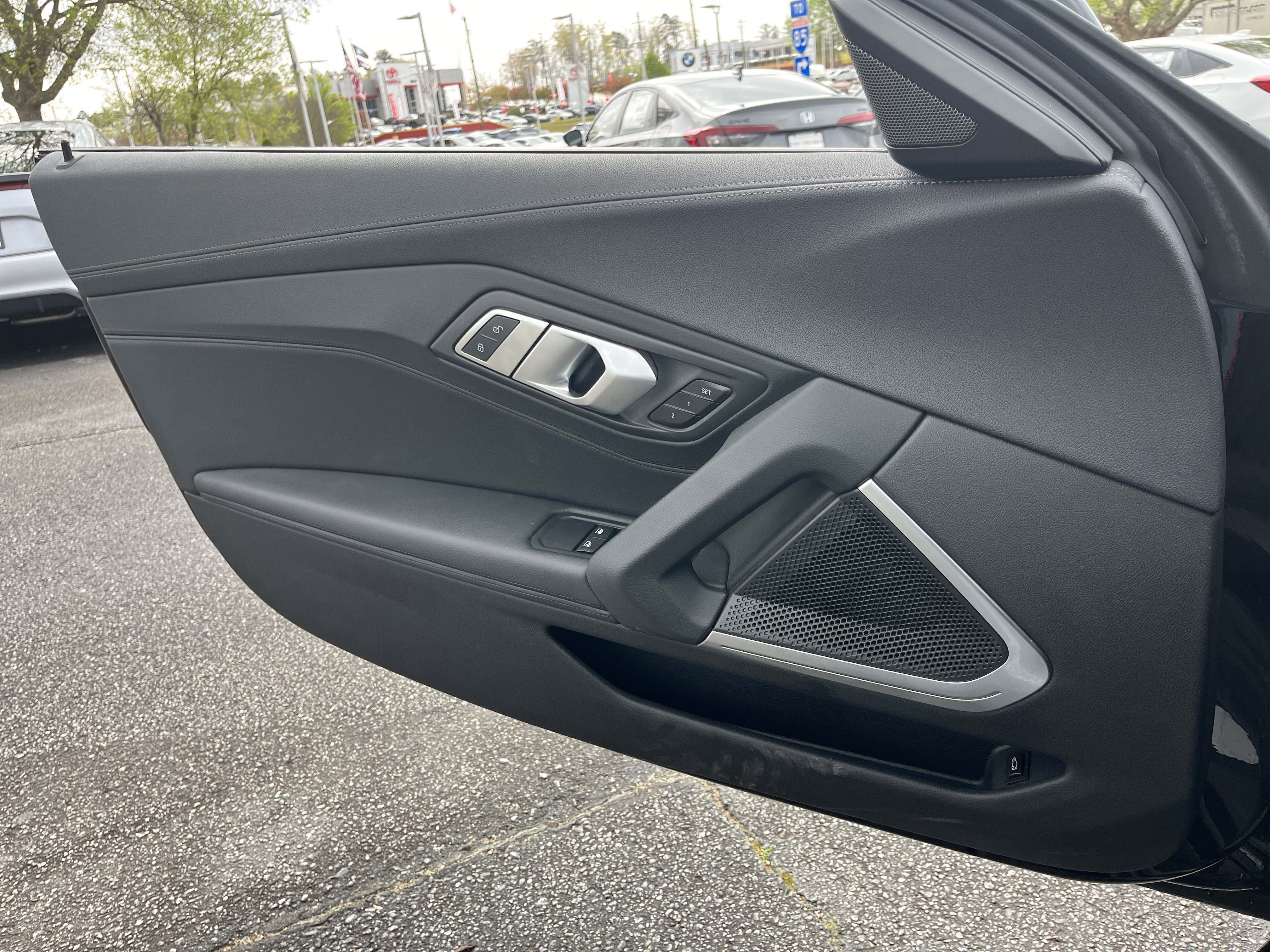 Used 2026 BMW Z4 sDrive30i image 16