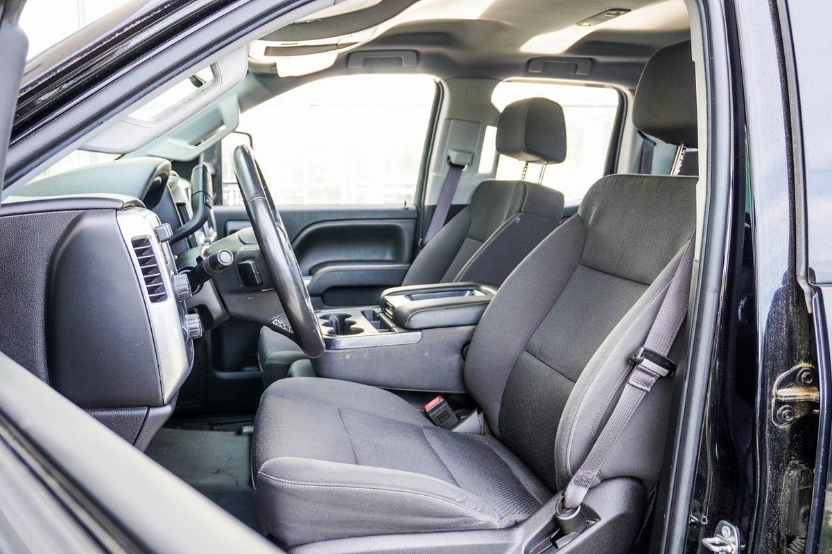 Used 2016 Chevrolet Silverado 2500 LT w/ LT Convenience Package image 17