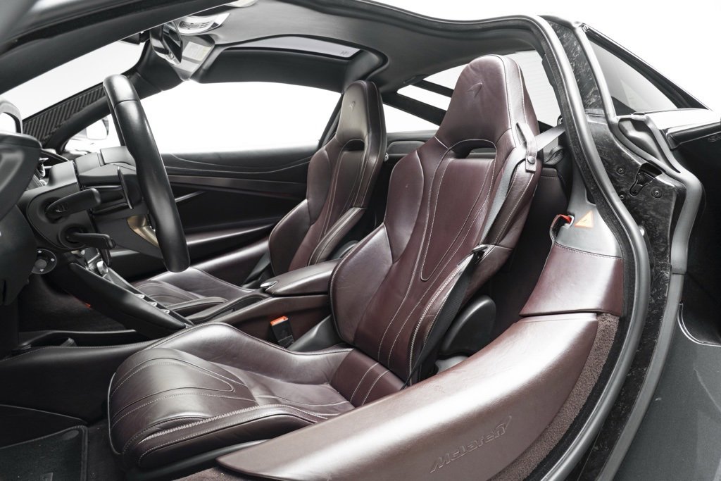 Used 2018 McLaren 720S Performance image 3