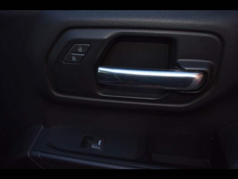 Used 2022 Chevrolet Silverado 1500 Custom w/ Safety Confidence Package AWD/4WD image 35