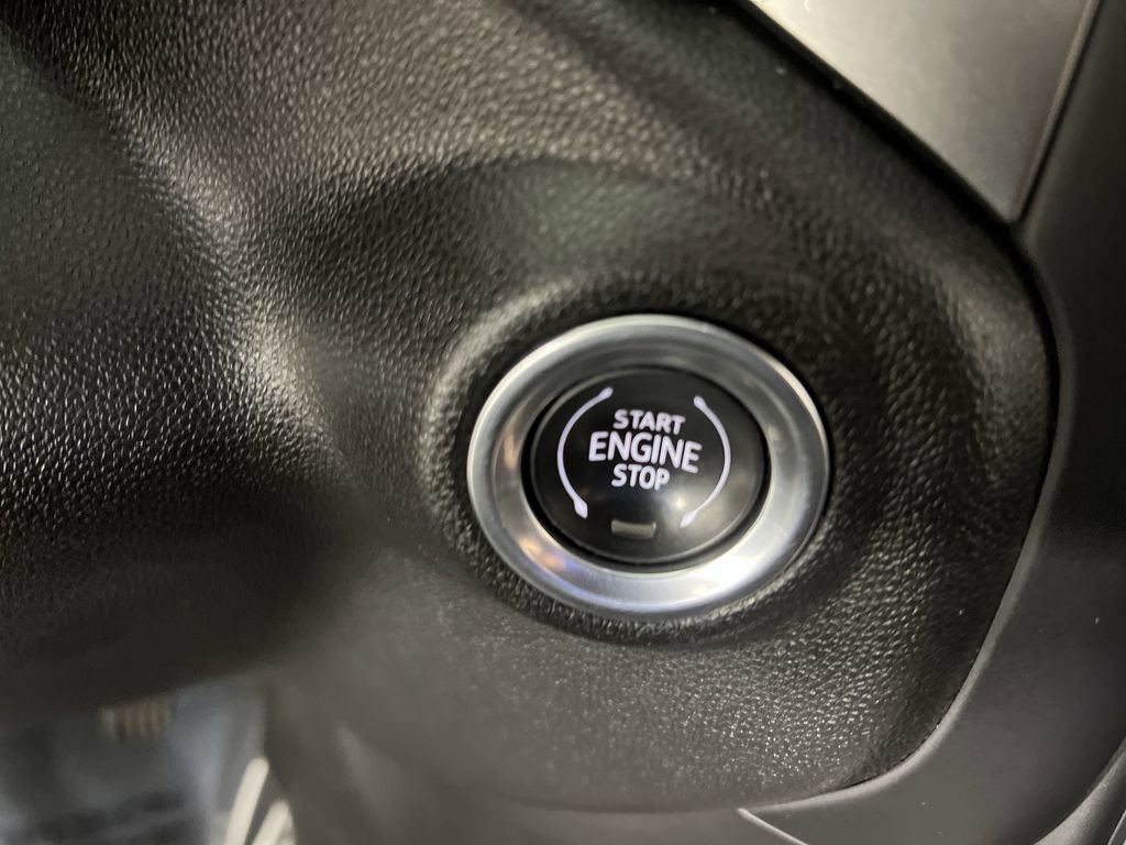 Certified 2020 Chevrolet Silverado 1500 RST image 17