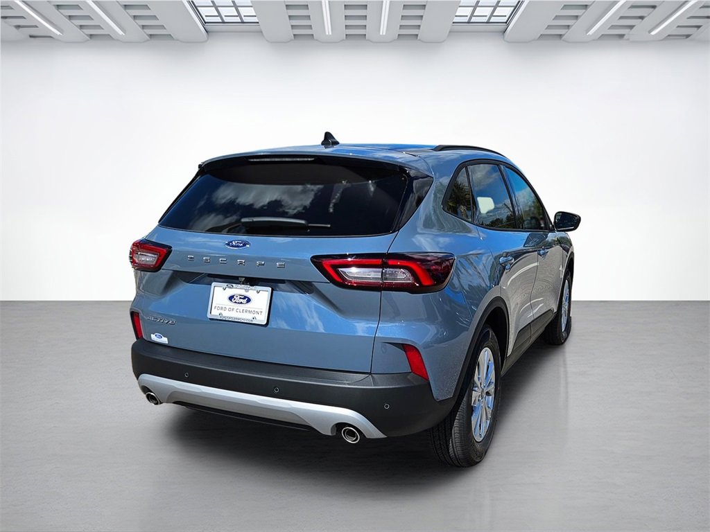 New 2026 Ford Escape Active image 5