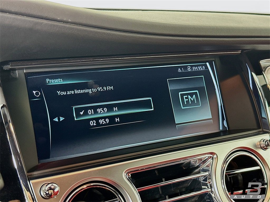 Used 2018 Rolls-Royce Dawn image 12