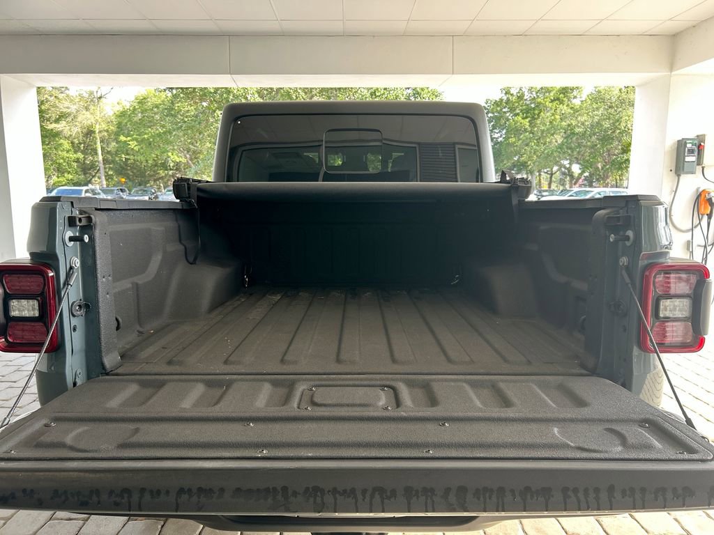 Used 2024 Jeep Gladiator Sport AWD/4WD image 37