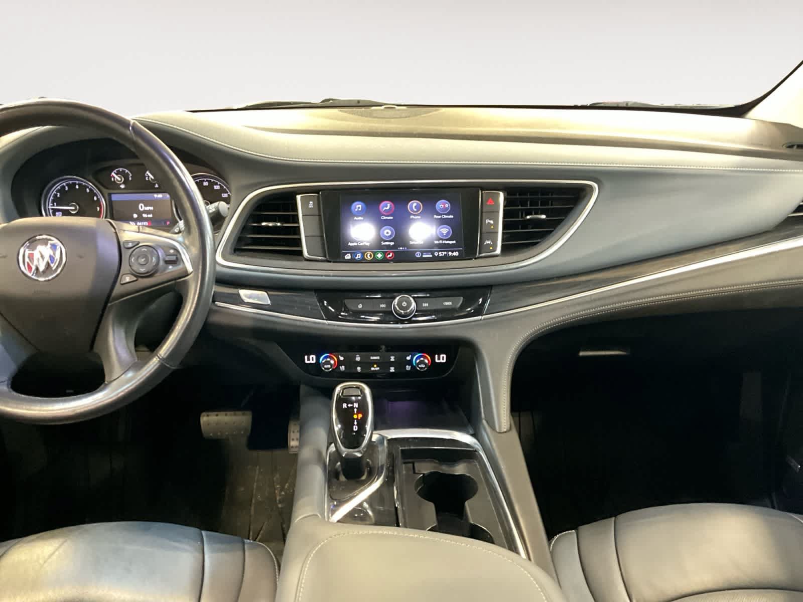 Used 2020 Buick Enclave Premium w/ LPO, Luxury Package FWD image 13