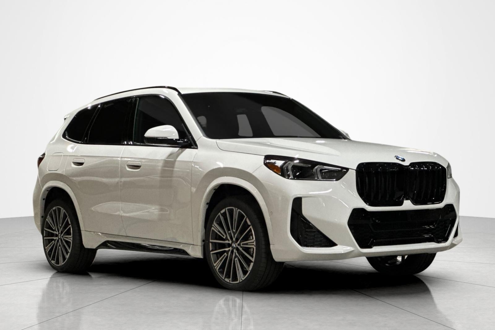 New 2027 BMW X1 xDrive28i w/ Technology Package AWD/4WD image 7