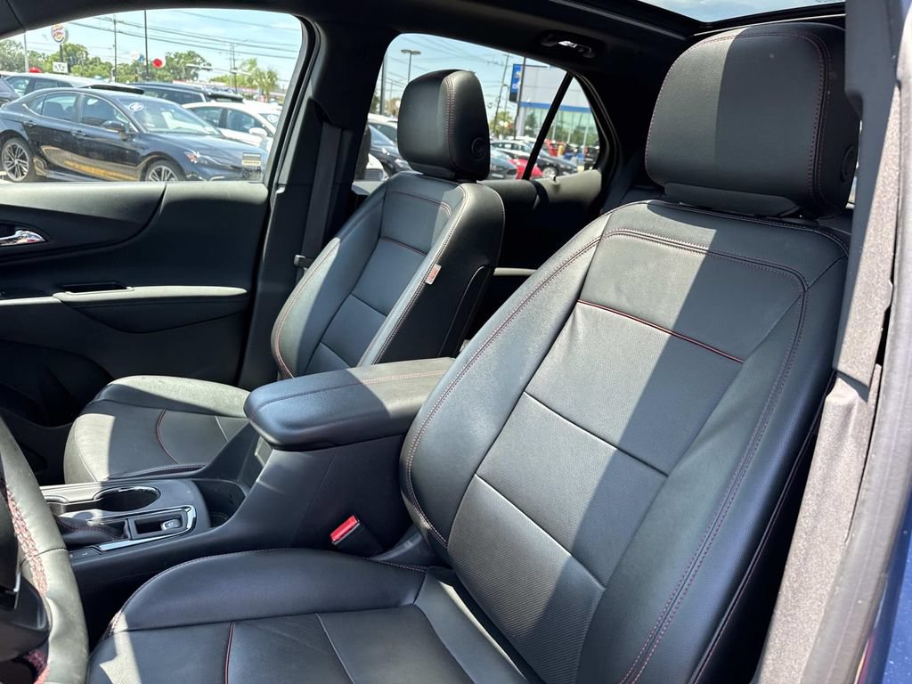 Used 2024 Chevrolet Equinox RS w/ RS Leather Package FWD image 17