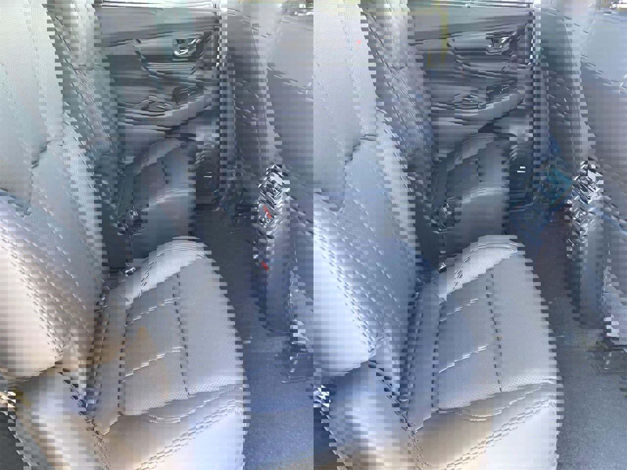 New 2025 Subaru Ascent Bronze Edition w/ Onyx Package image 9