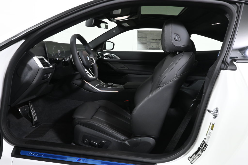 New 2027 BMW 430i Coupe w/ M Sport Package AWD/4WD image 3