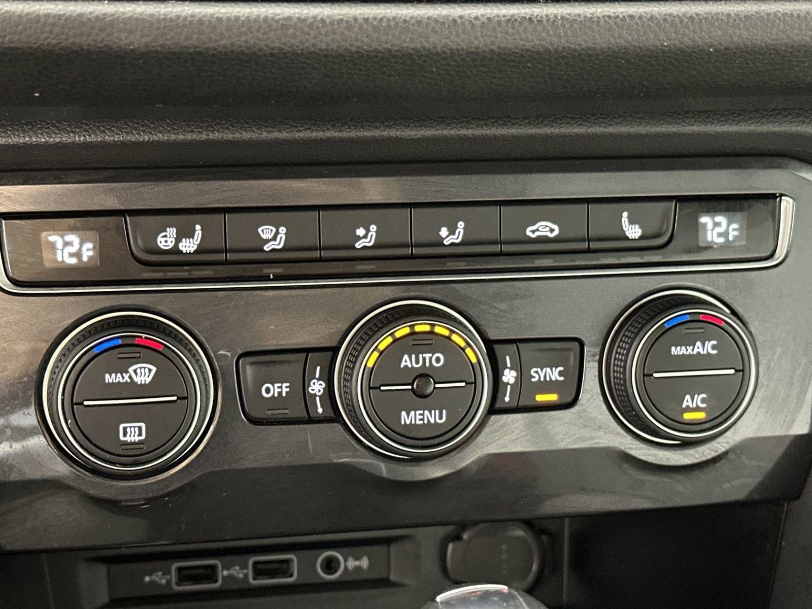 Used 2020 Volkswagen Tiguan SEL Premium R-Line image 23