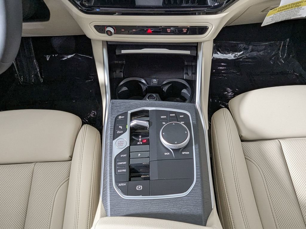 Used 2025 BMW 330i xDrive Sedan w/ M Sport Package image 37