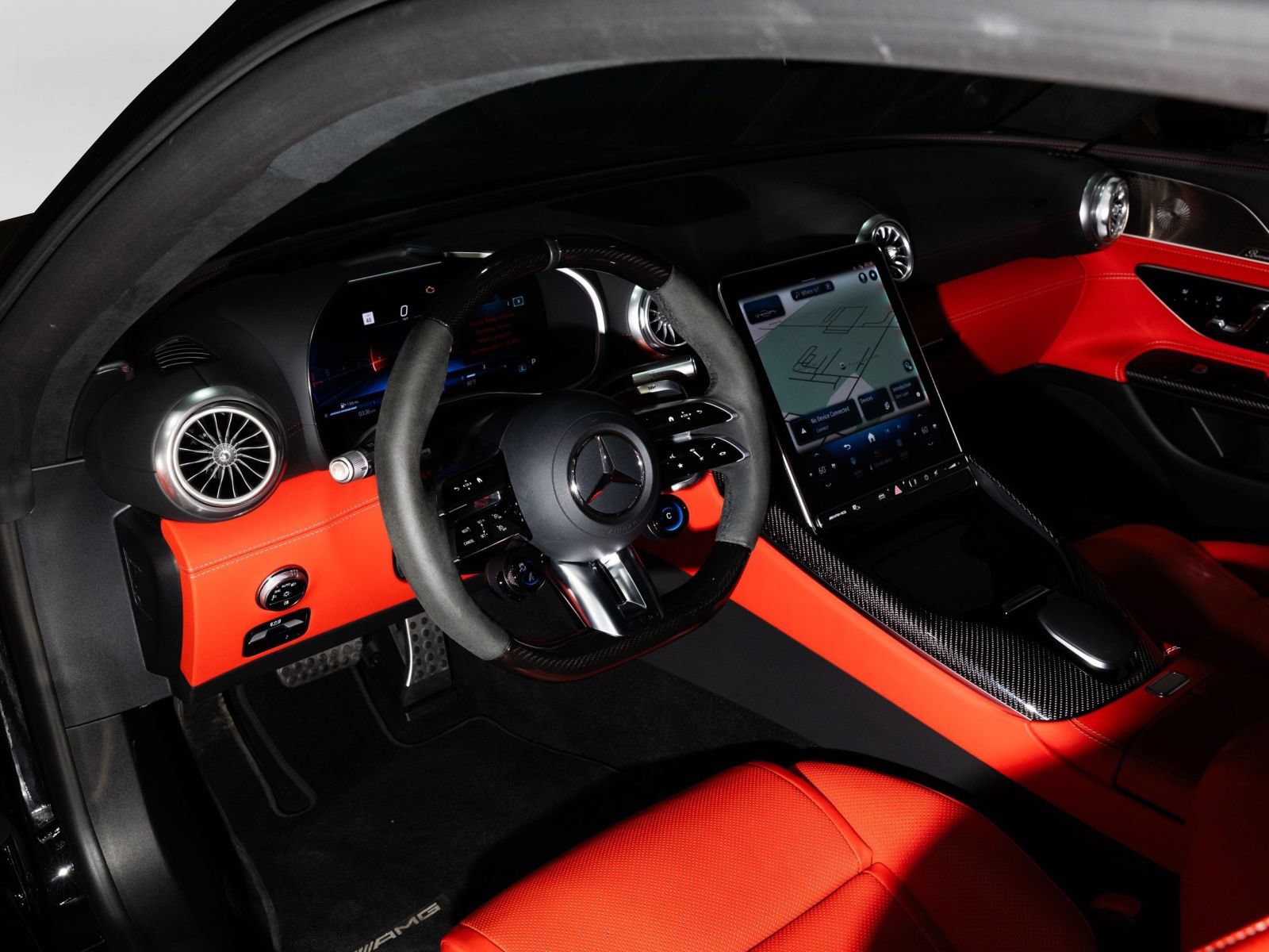 Used 2025 Mercedes-Benz AMG GT 63 image 6