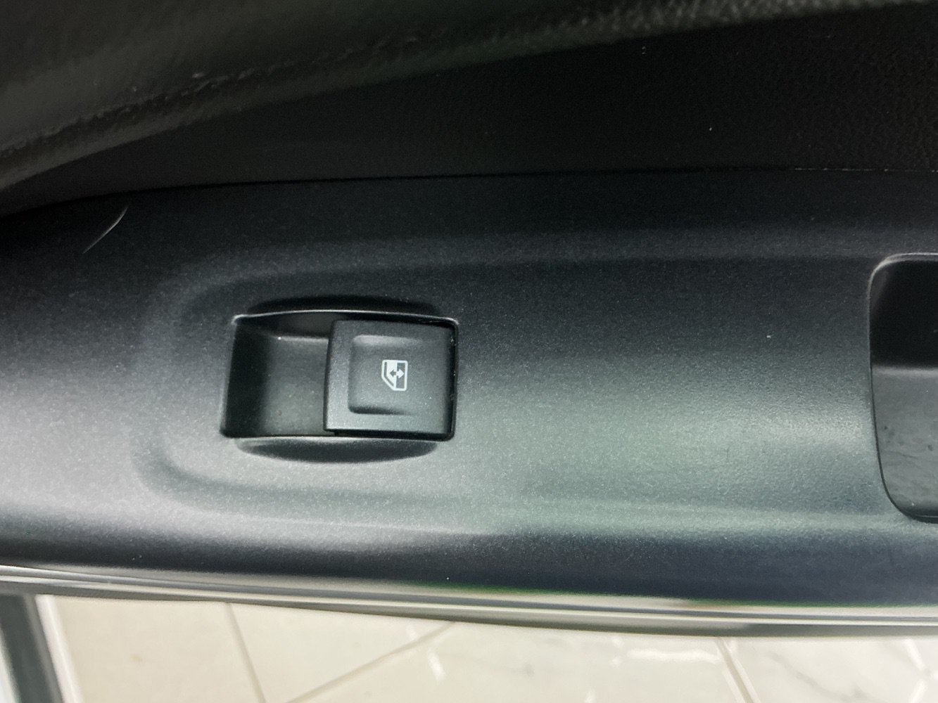 Used 2018 Chevrolet Colorado LT w/ LT Convenience Package AWD/4WD image 36
