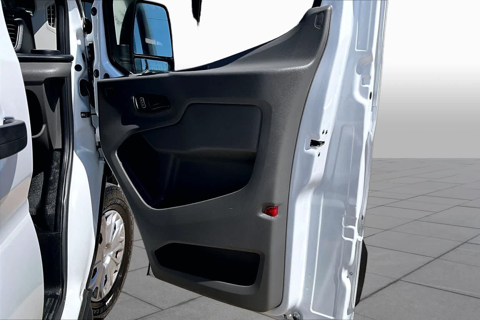 Used 2024 Ford Transit 350 XL RWD image 22